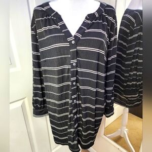 💥Clearance💥 Black and White Striped Lane Bryant Top Size 18/20